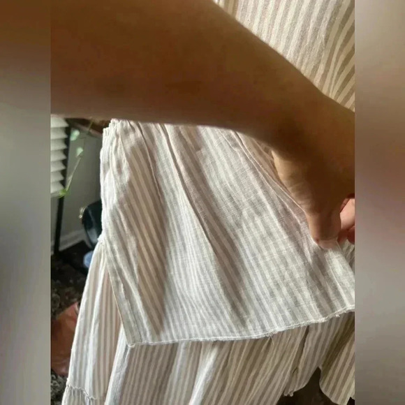 Tavin women’s Maxi striped dress flare sleeves , tiered Sz 6 - Picture 6 of 12